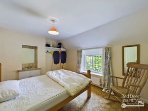 Bedroom- click for photo gallery